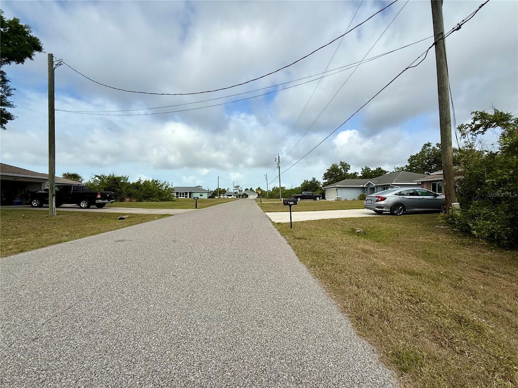 110 Baytree Dr, Rotonda West, FL 33947