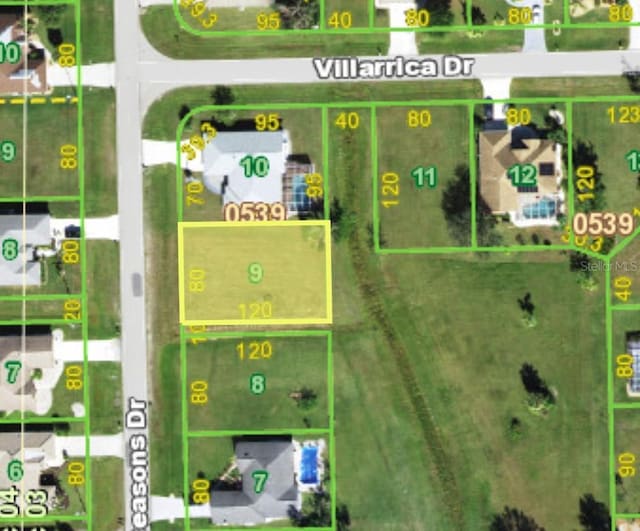 176 Seasons Dr, Punta Gorda, FL 33983 - photo 2