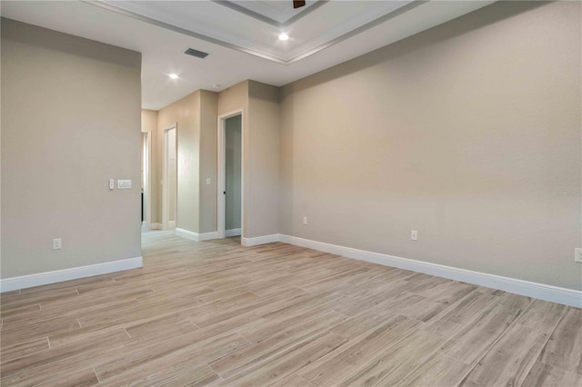 4026 Vasco St, Punta Gorda, FL 33950 - empty room with light wood-style floors, a ceiling fan, and recessed lighting