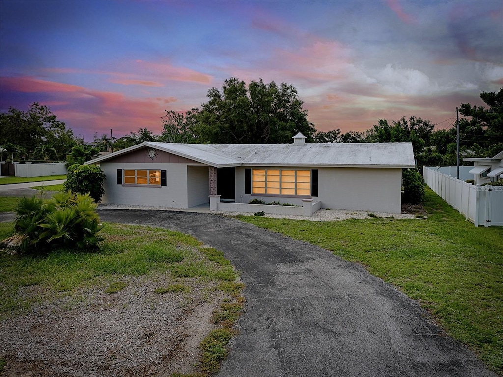617 Cadiz Rd, Venice, FL 34285 - photo 1