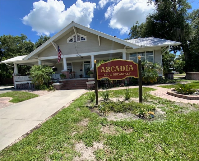 606 E Oak St, Arcadia, FL 34266 - view of building exterior
