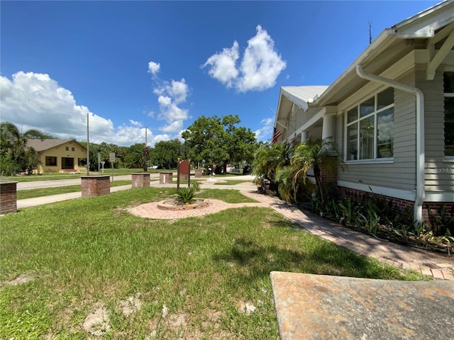 606 E Oak St, Arcadia, FL 34266 - view of grassy yard
