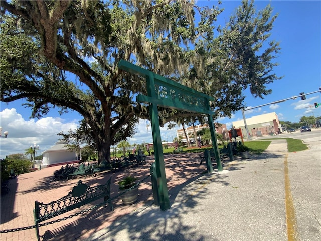 606 E Oak St, Arcadia, FL 34266 - view of community