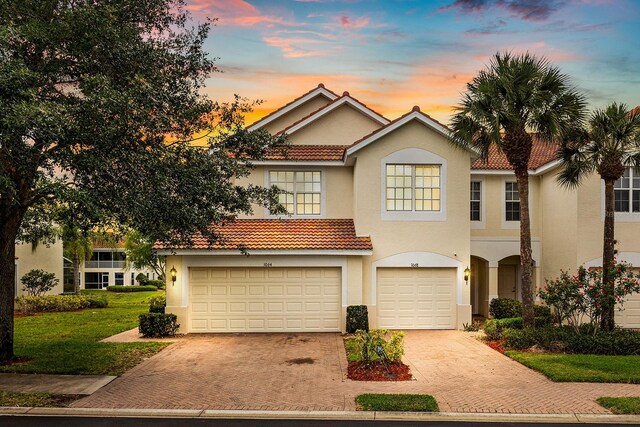 1064 Hampton Cir Unit 54, Naples, FL 34105 - photo 26