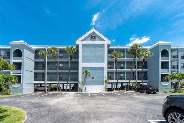 1750 Jamaica Way Unit 131, Punta Gorda, FL 33950 - view of apartment building / complex with uncovered parking