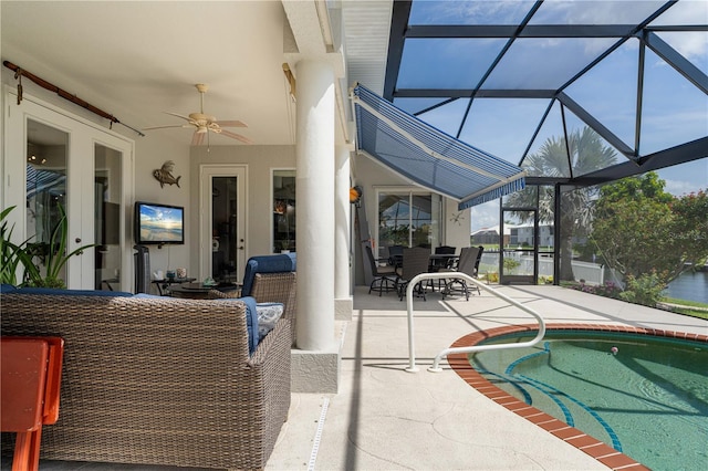 1422 Via Milanese, Punta Gorda, FL 33950 - sunroom featuring a ceiling fan