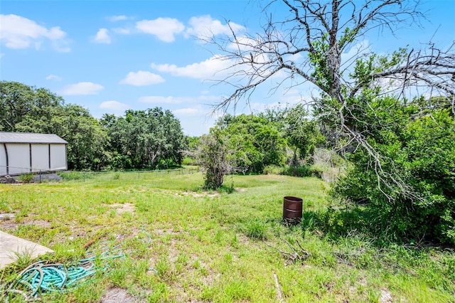 3207 Chariot Pl, Orlando, FL 32818 - view of yard with an outdoor structure