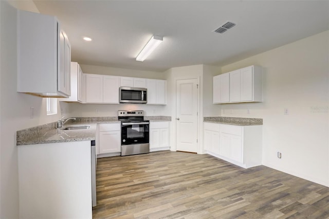 5128 Silver Bell Dr, Port Charlotte, FL 33948 - photo 15