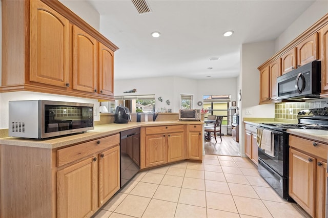 2860 Suncoast Lakes Blvd, Punta Gorda, FL 33980 - photo 10