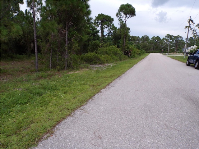 27058 Saffron Dr, Punta Gorda, FL 33955 - photo 3