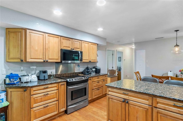 131 Spring Lake Blvd NW, Port Charlotte, FL 33952 - photo 15