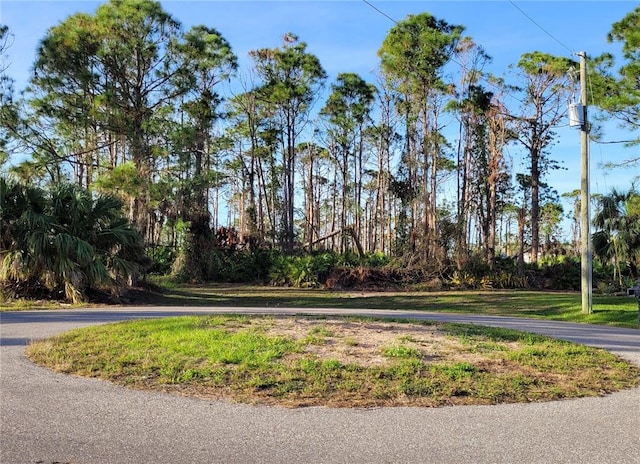 Listing photo 2 for 8 Bight Ln, Placida FL 33946