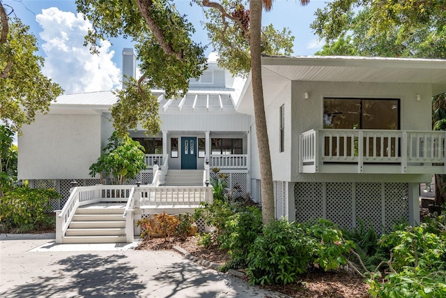 view of front of home with covered porch