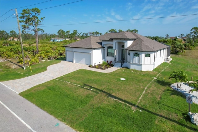 view of front of home with a front lawn