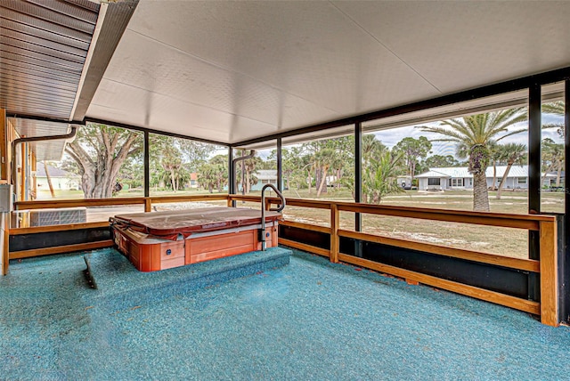 view of sunroom / solarium