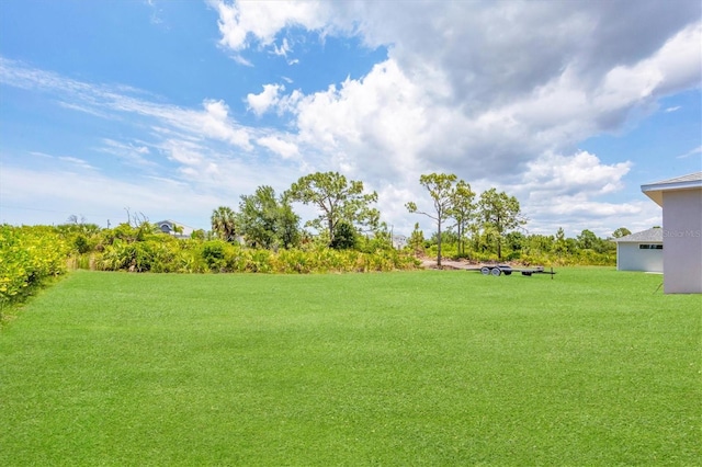 8343 Olsen St, Port Charlotte, FL 33981 - view of yard