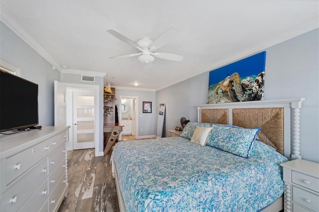 bedroom with light hardwood / wood-style flooring, ceiling fan, and ornamental molding