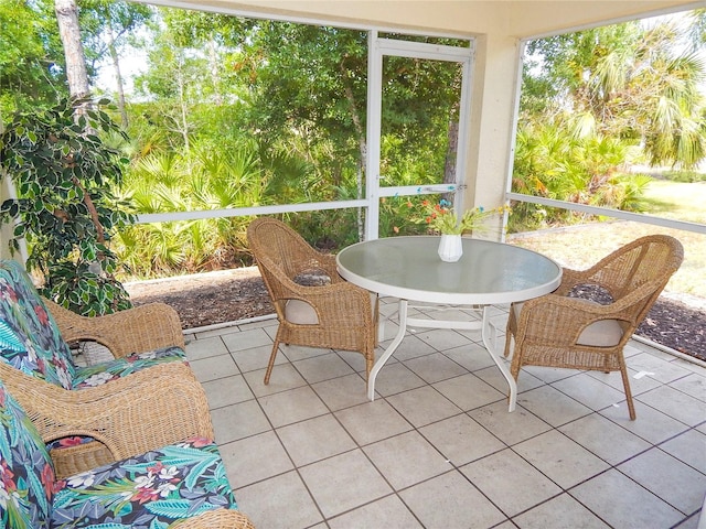 view of sunroom / solarium