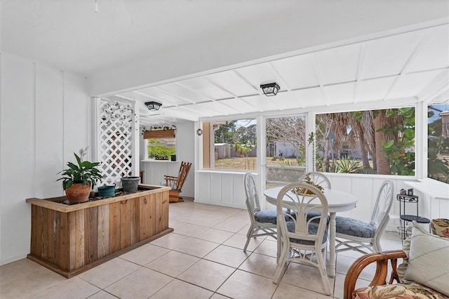 view of sunroom / solarium