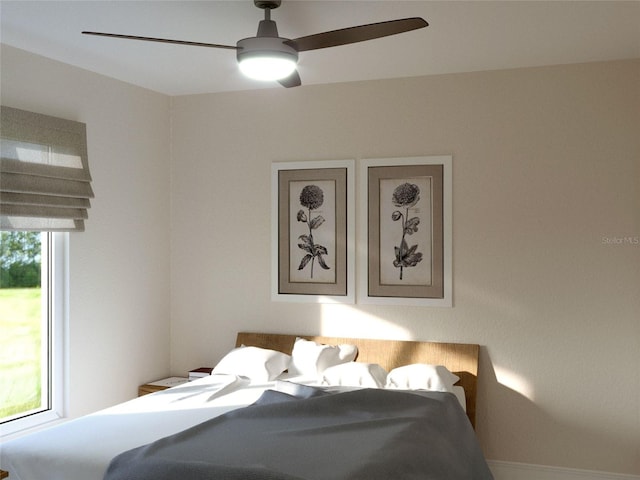 bedroom with ceiling fan