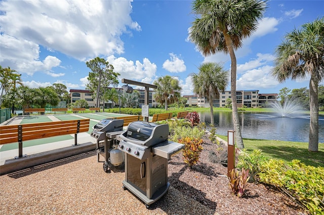 view of yard featuring a water view