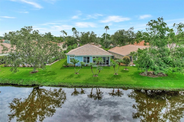 bird's eye view featuring a water view