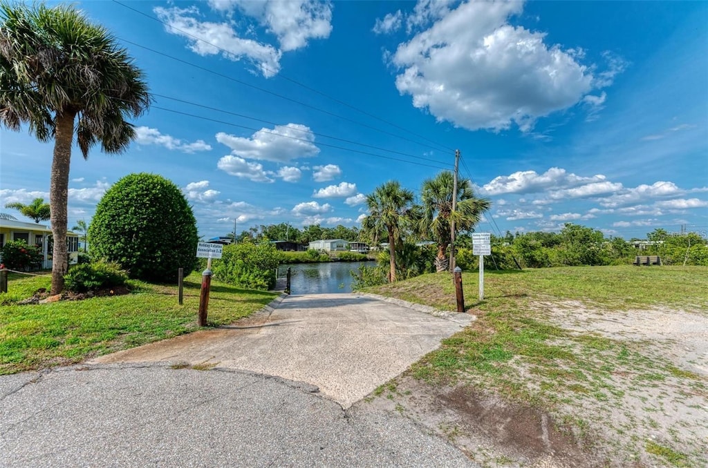 1404 Kingfisher Dr, Englewood, FL 34224