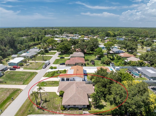 bird's eye view with a view of trees