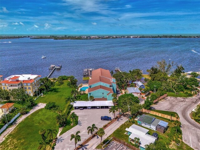 bird's eye view with a water view