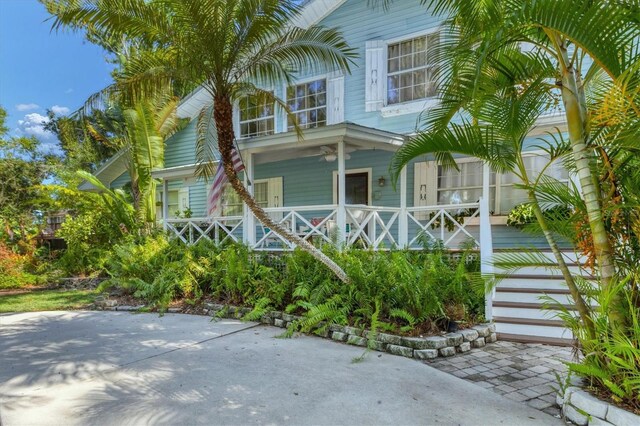 view of front of house with a porch