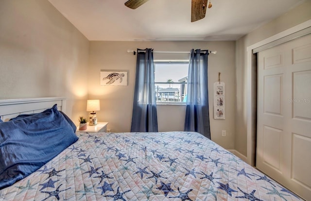 bedroom with ceiling fan