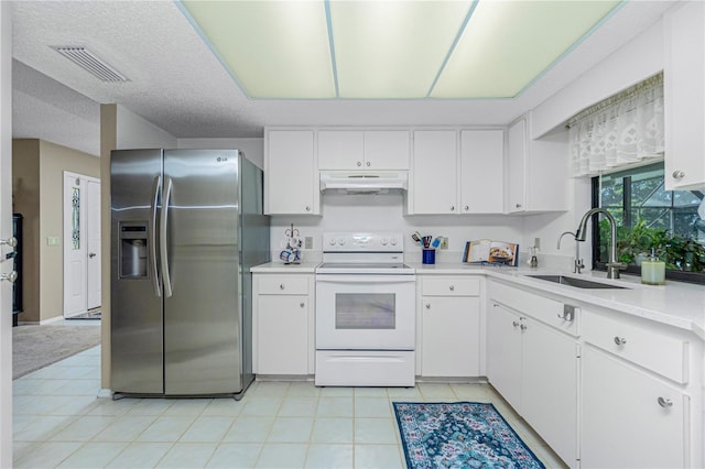 kitchen with under cabinet range hood, a sink, visible vents, stainless steel fridge with ice dispenser, and white electric range oven