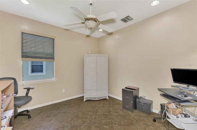 office area featuring ceiling fan