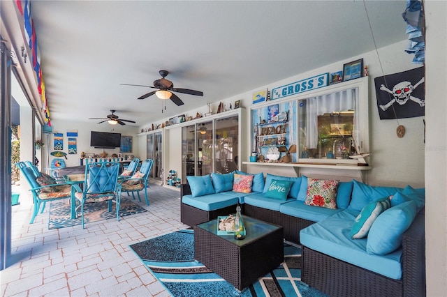 view of patio featuring ceiling fan and an outdoor hangout area