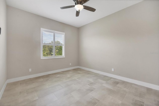 empty room with ceiling fan