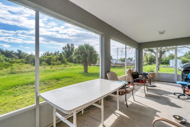 view of sunroom / solarium