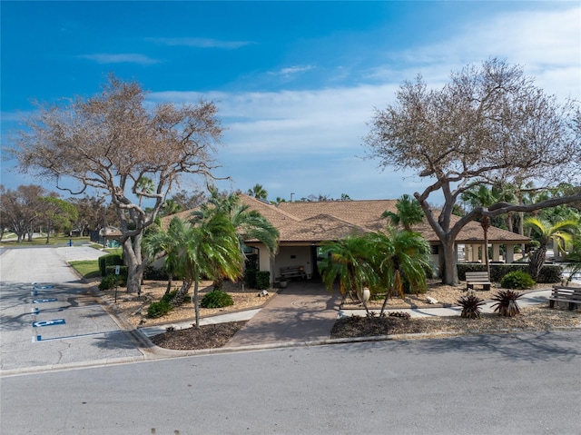 view of front of house