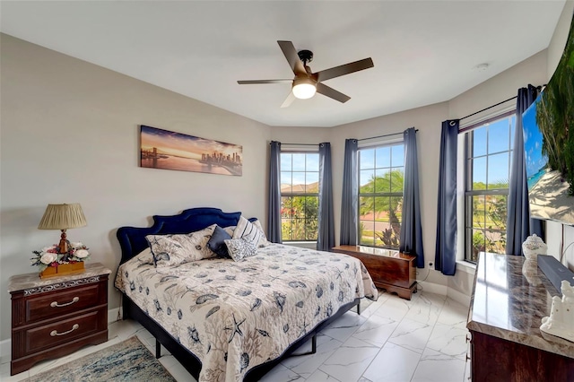 bedroom with ceiling fan