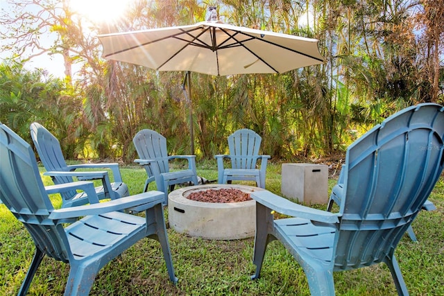 view of patio featuring a fire pit