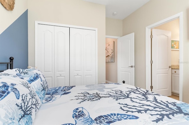 bedroom featuring a closet