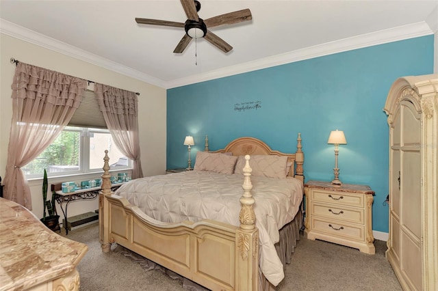 bedroom with light carpet, ornamental molding, and ceiling fan