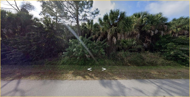 Listing photo 3 for 26257 Brooks Rd, Punta Gorda FL 33955