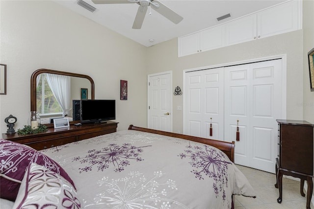 bedroom featuring a closet and ceiling fan