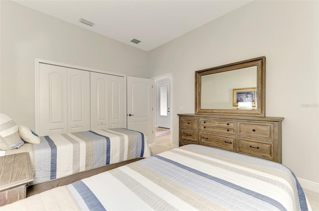 bedroom featuring a closet