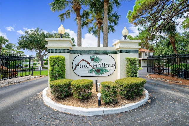 404 Pine Hollow Cir Unit 404, Englewood, FL 34223 - view of community sign