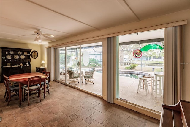 entryway with ceiling fan