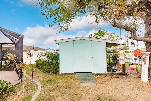 view of outbuilding