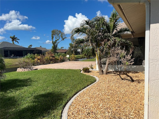 view of yard with a patio area