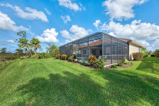 view of yard featuring a lanai