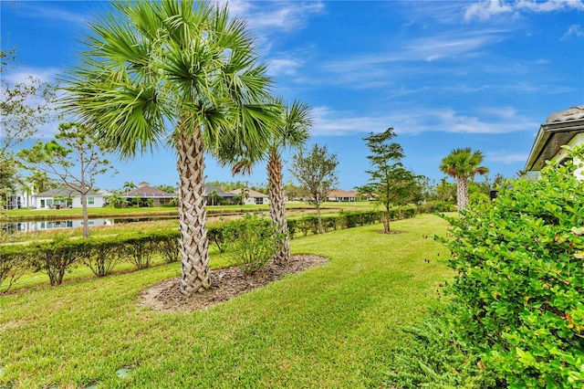 view of yard featuring a water view